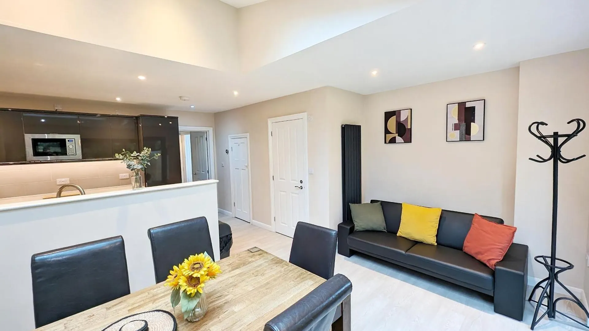 Tatil Evi Central Cambridge, Charming 3-Bed House With Free Parking! Birleşik Krallık